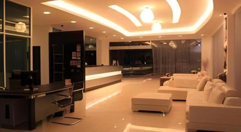 Kingston Hotel Kota Kinabalu Exteriér fotografie